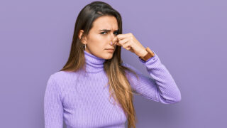 【美容家が解説】体臭がきつい男性の共通点7つと正しいケア方法