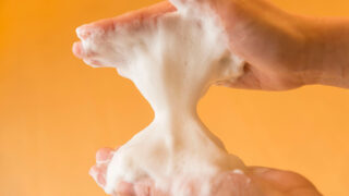 泡立てネットの正しい使い方！失敗しない泡立て方を元美容部員が解説