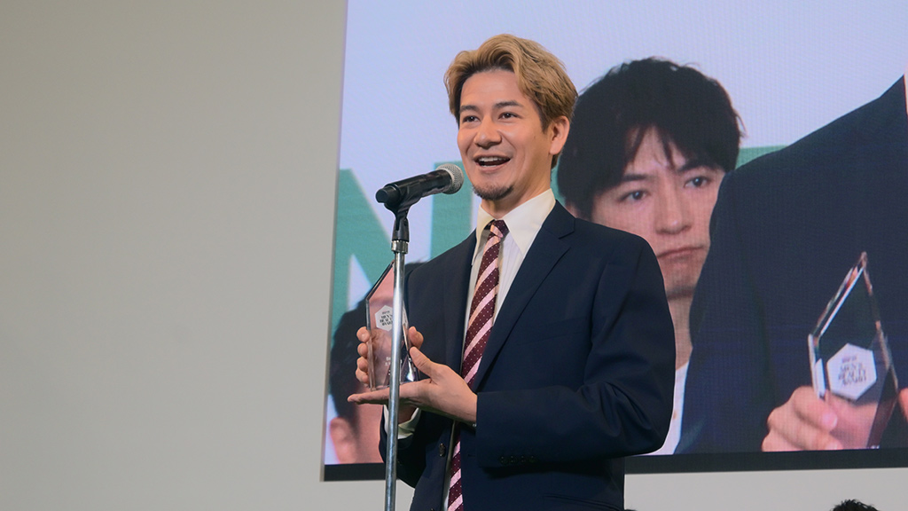 「第6回 Men’s Beautyアワード」にて「Beautyミドル部門」に選出されたJOY氏
