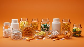 美容家が毎日飲んでる美容サプリ10選を紹介